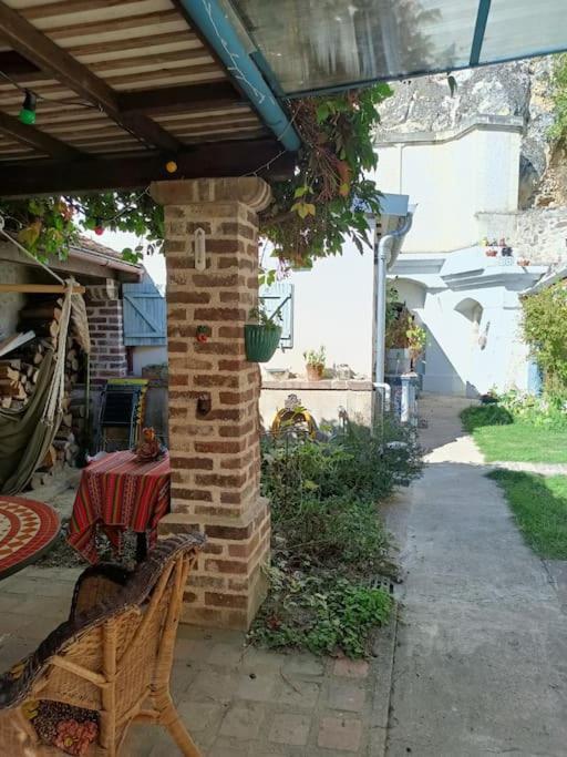L'Atelier-Chambrette Dans Le Jardin Avec Salle De Bains, Sans Cuisine Trôo エクステリア 写真